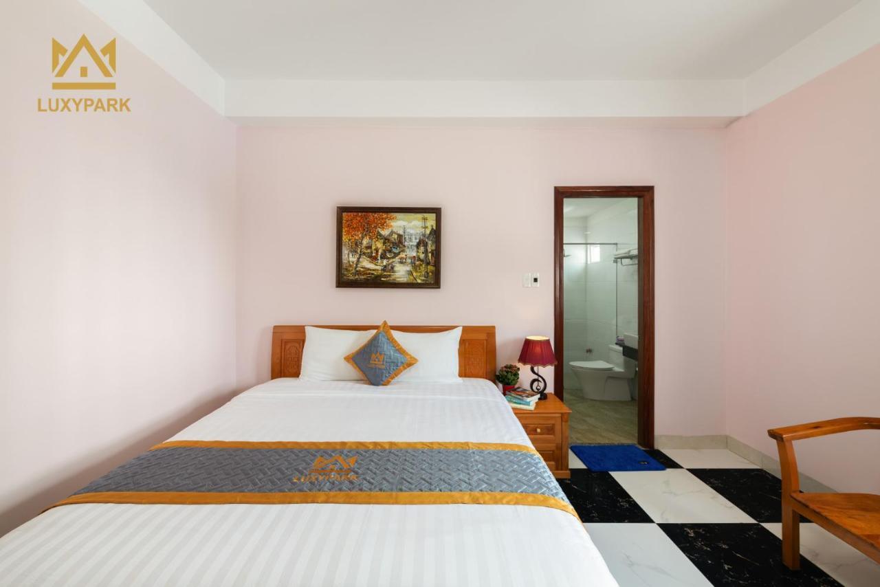 Luxy Park Hotel - Phu Quoc Centre Exterior foto